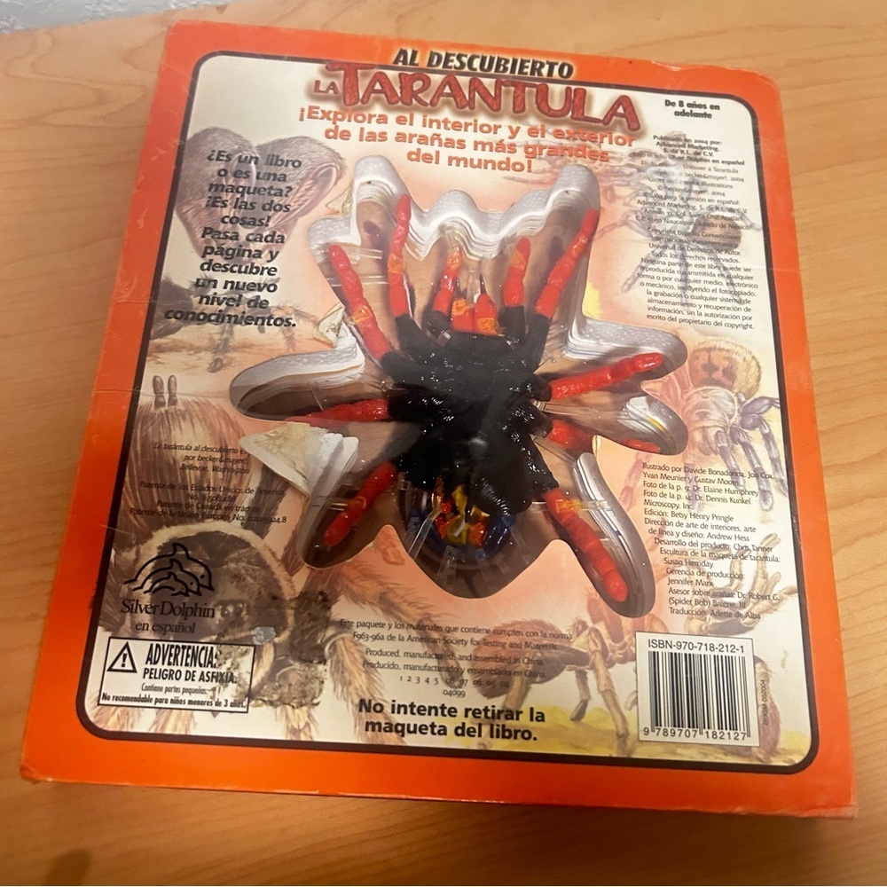 La Tarántula" Educational Book & 3D Model in Spanish by David George Gordon - Picture 2 of 7